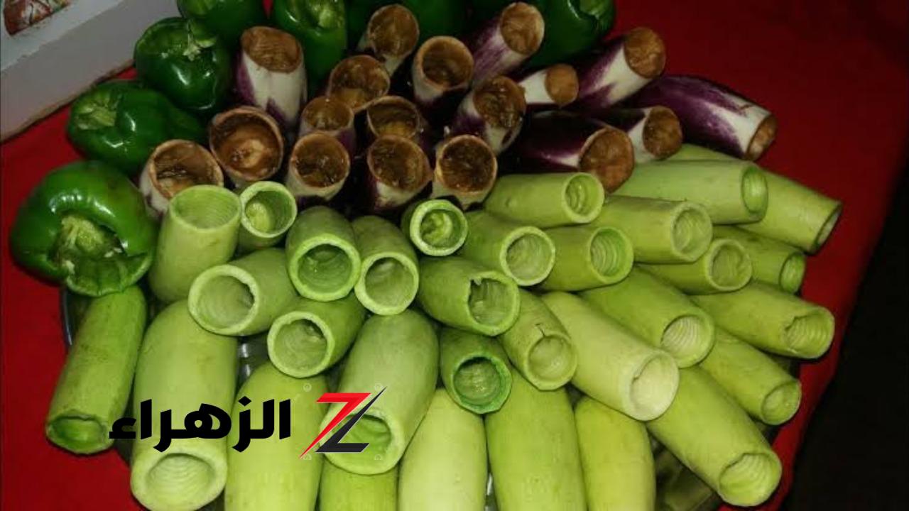 بسرعة الصاروخ.. طريقة جهنمية لتقوير 10 كليو من الكوسة والباذنجان في 3 دقائق فقط.. ولا الجن الازرق كان يعرفها!!!