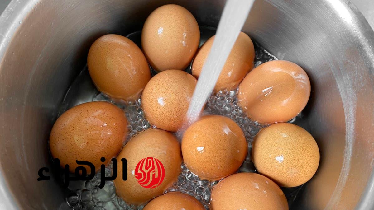 “تسبب مرض قاتل”.. أحذر من تناول البيض بهذه الطريقة | أوعى تعلميها لعيالك