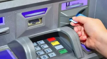 «الفيزا مش هتتسحب تاني».. تحرك جديد من البنوك لاستلام المرتب من الـATM