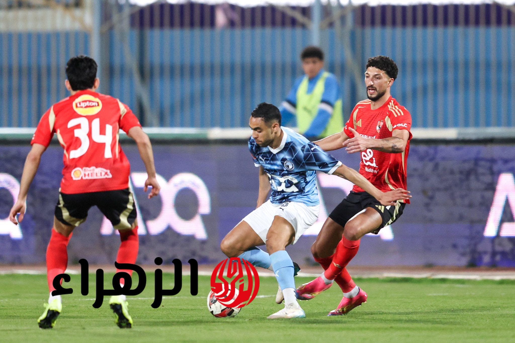 بيراميدز يقترب من التعاقد مع نجم الأهلي السابق رسميًا