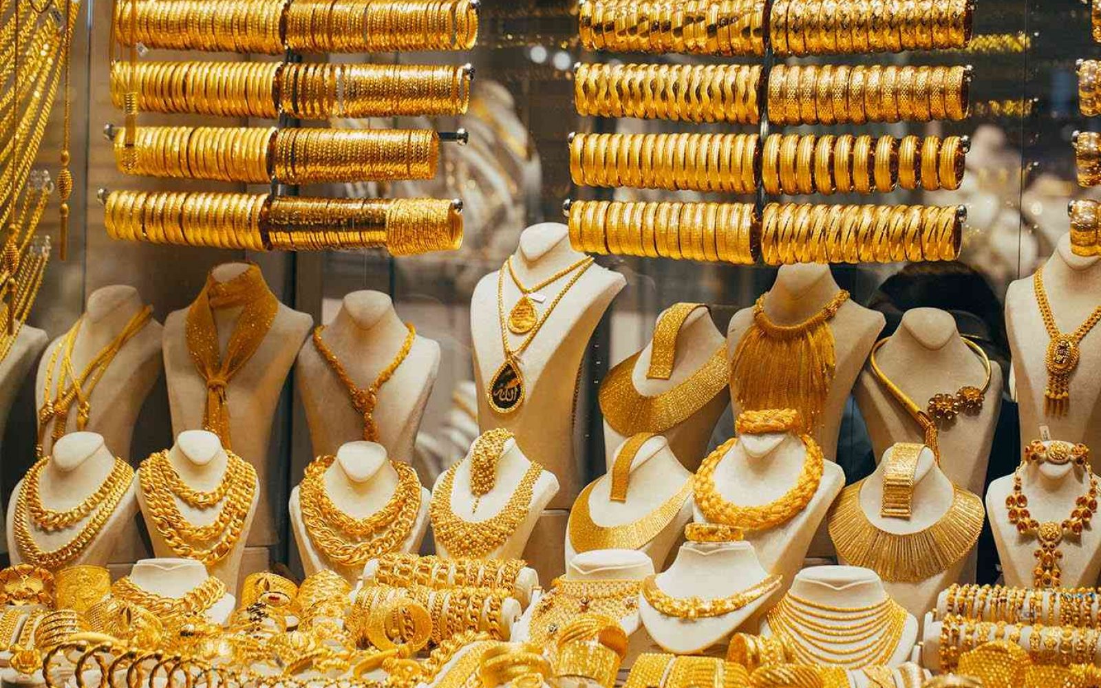بنك أوف أميركا يستبعد وصول الذهب إلى 6 آلاف دولار