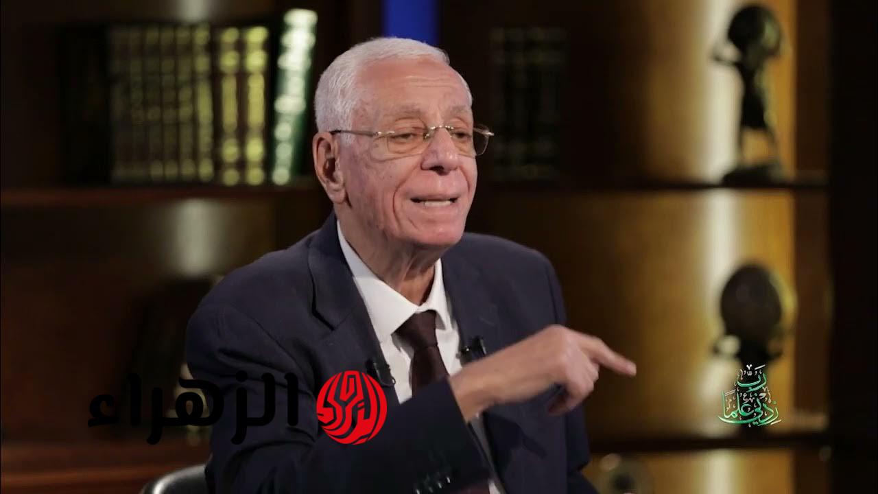 مؤشر مبكر لأمراض خطيرة.. حسام موافي يحذر من تجاهل تورم القدمين في هذه الحالة