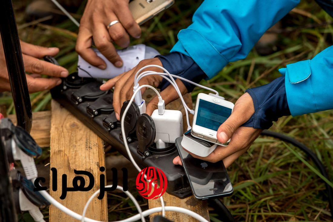 “تسبب في وفاة أسرة بالكامل”.. تحذير من شحن الموبايل بهذه الطريقة | طلعت كارثة