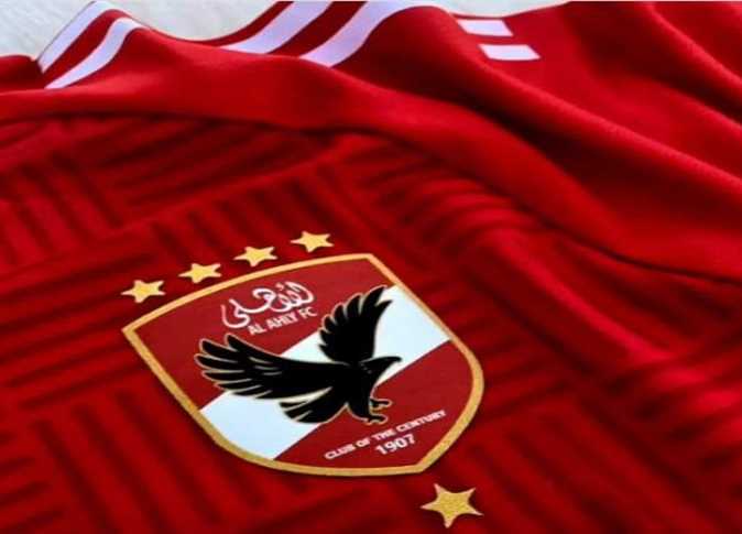 عايز أمشي.. نجم الأهلي يبلغ الإدارة برغبته في الرحيل نهاية الموسم