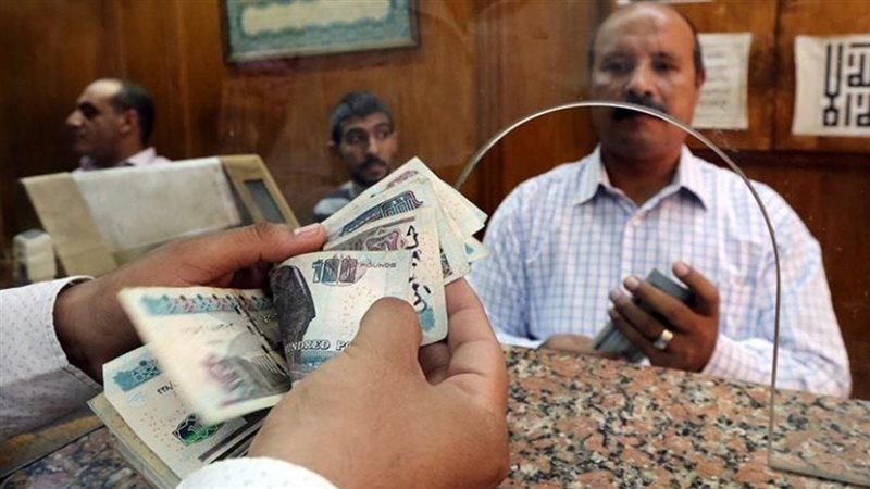 هل يحق للزوج الجمع بين معاشه ومعاش زوجته المتوفاة؟.. التضامن ترد