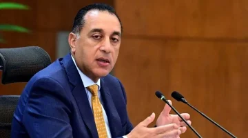 ترشيدًا للاستهلاك.. الوزراء: مقترح بتطبيق العمل عن بُعد لمدة يوم أو يومين أسبوعيًا