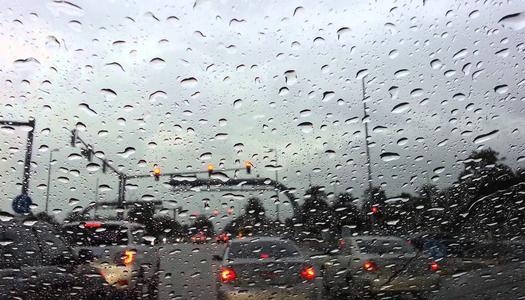 الأرصاد تحذر من طقس غير مستقر.. أمطار رعدية وعواصف ترابية تضرب البلاد بدءاً من الأربعاء