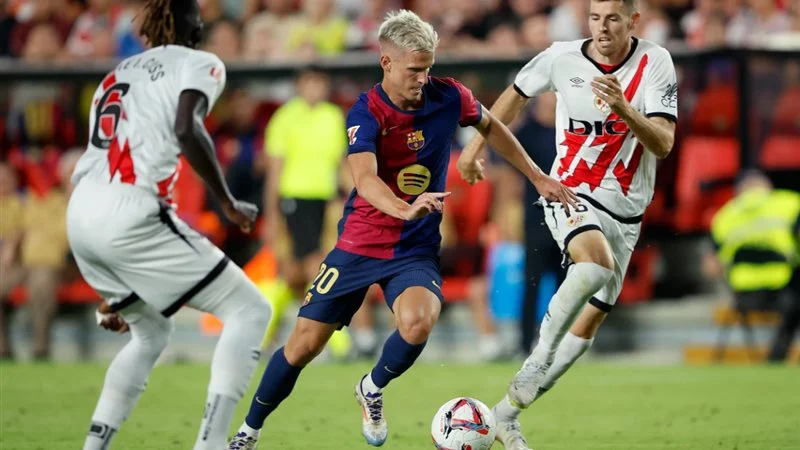 بصـوت حسن العيدروس.. قنـاة تذيـع مباراة برشلونة ضد رايو فاليكانو Barcelona vs Rayo Vallecano في الدوري الإسباني 2026 اليوم