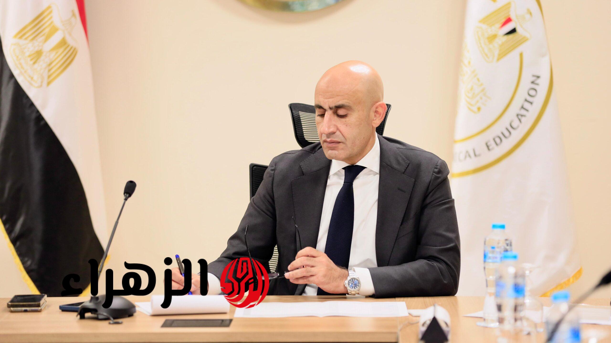 وزارة التعليـم توضح موعـد جدول امتحانات الثانويه العامه ٢٠٢٦ وأبرز الانذارت للطلاب قبل دخـول اللجان