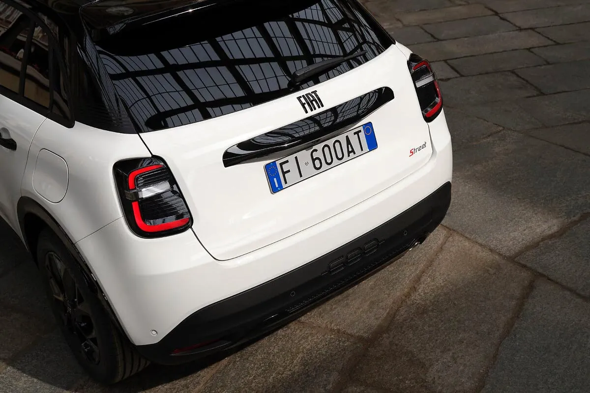 “فيـات الفخـامة” مواصفات Fiat 600 بتقنيات جبارة وأداء عالي.. سعـر خيالي يصدم المنافسين