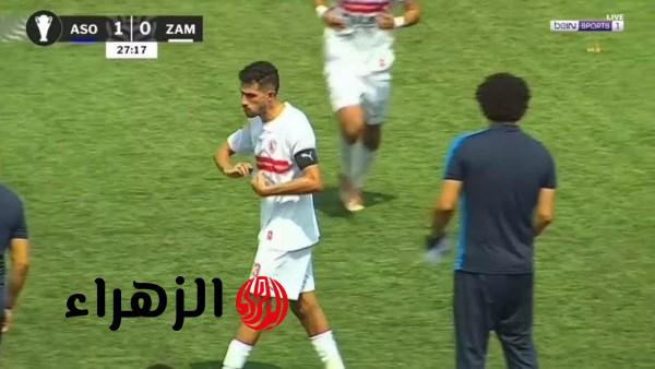 أحمد فتوح يتمضمض بالماء خلال مباراة الزمالك وأوتوهو بسبب حرارة الجو والصيام
