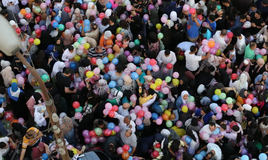 الجمعة أم السبت.. الحسابات الفلكية تكشف موعد أول أيام عيد الفطر 2026 في مصر