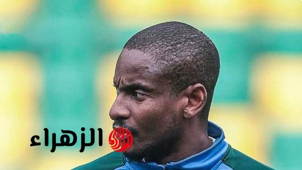 القبض على المدرب الجنوب أفريقي رولاني موكوينا في مطار الجزائر