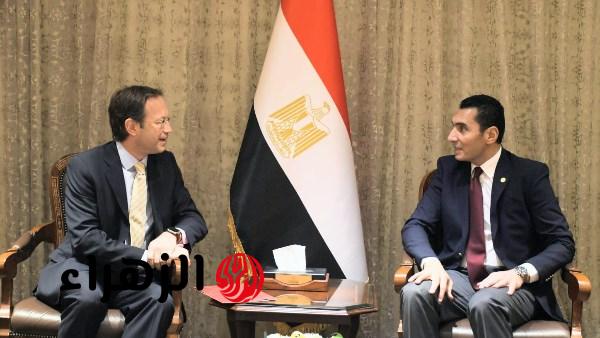 جوهر نبيل يبحث مع سفير إسبانيا توطين صناعة الأدوات الرياضية بمصر