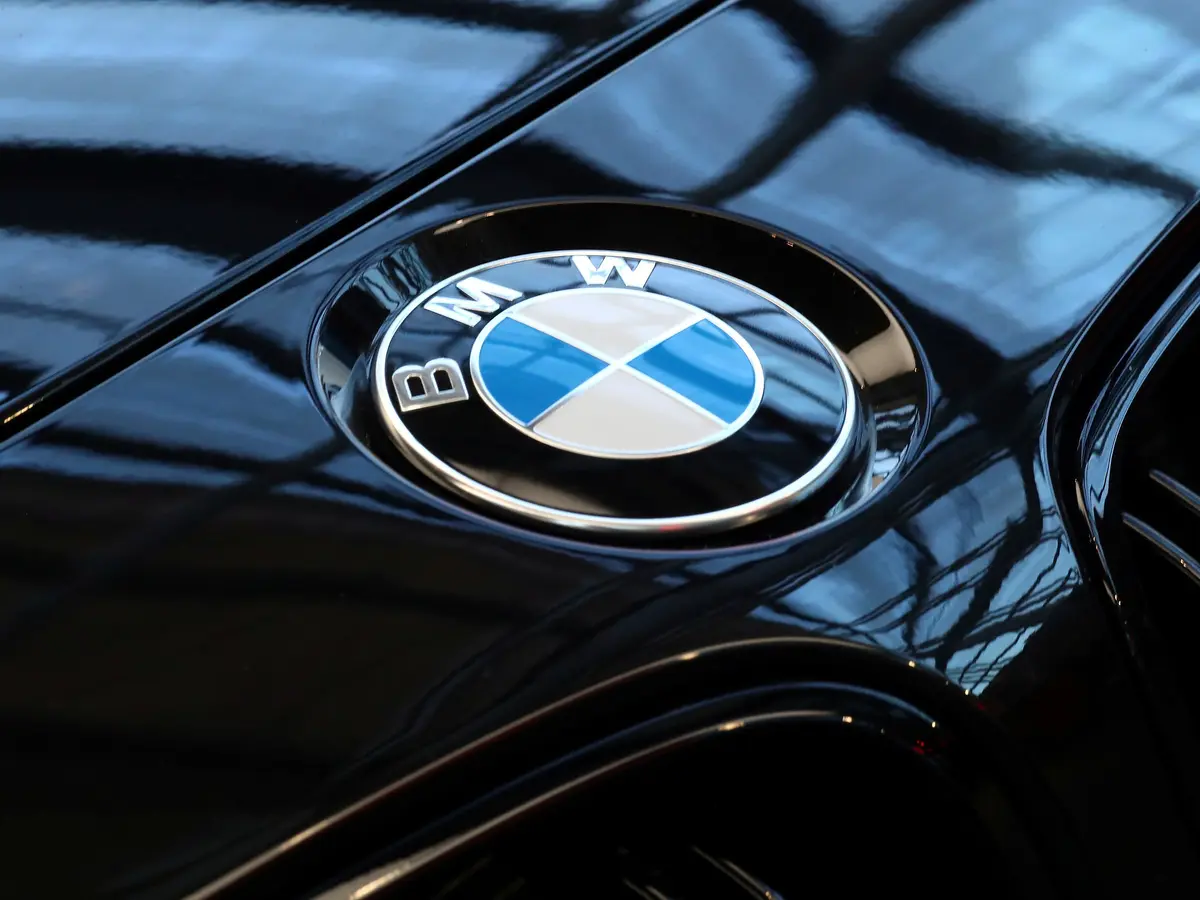 ألمانيا تسحب 337 ألف سيارة BMW من الدول بسبب خطر الاشتعال | التفاصيل