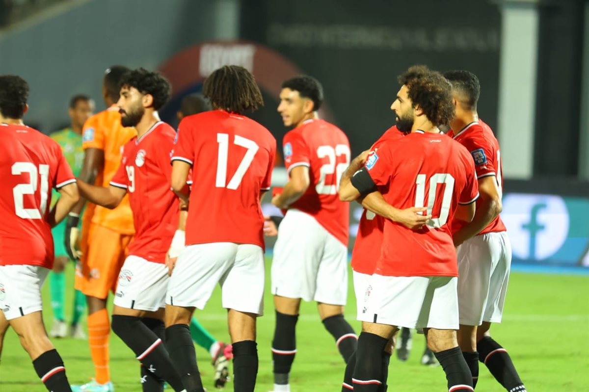 أولى الصفقات.. الأهلي يتحرك مبكراً لضم نجم منتخب مصر في الصيف