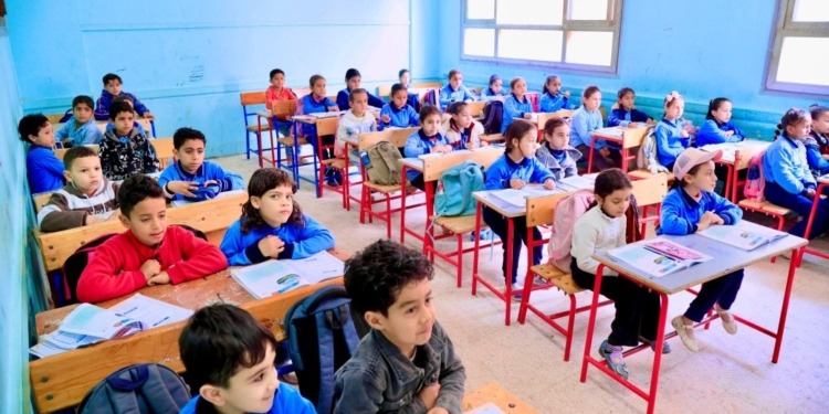 خصم درجتين ونصف.. التعليم تحذر من شائعات الغياب وتؤكد استمرار العمل بالقرارات الحالية