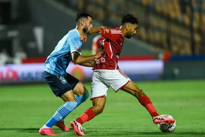 Al Ahly vs Pyramids.. القنوات الناقلة لماتش الأهلي ضد بيراميدز اليوم ومعلق المباراة والتشكيل المتوقع في الدوري المصري الممتاز 2026