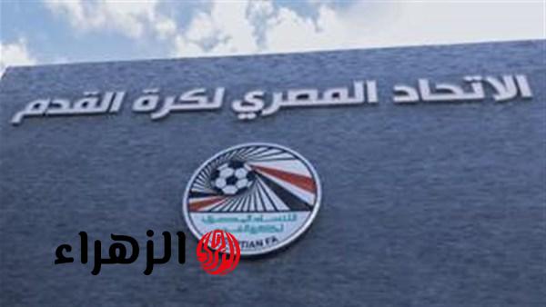 اتحاد الكرة يرجح تجديد عقد أوسكار رويز رئيسا للجنة الحكام بموسم آخر