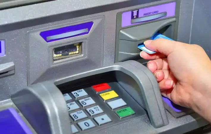 بعد قرار البنك المركزي الأخير.. الحد الأقصى للسحب اليومي من البنوك والـ ATM وإنستاباي