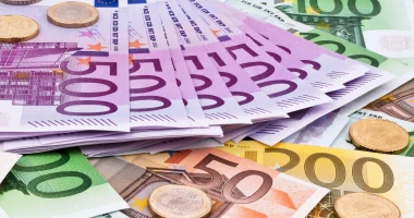 سعر الدولار اليوم مقابل الجنيه المصري وتطورات اليورو الاثنين 6 أبريل 2026 بعد ارتفاعه بالبنوك