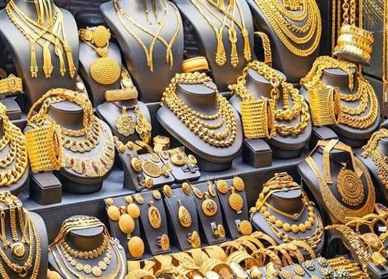 بيع وشراء.. أسعار الذهب في الصاغة اليوم وعيار 24 يتخطى 8000 جنيه