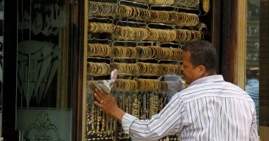 أسعار الذهب اليوم في مصر عيار 21 بالمصنعية استقرار نسبي الثلاثاء 7 أبريل 2026