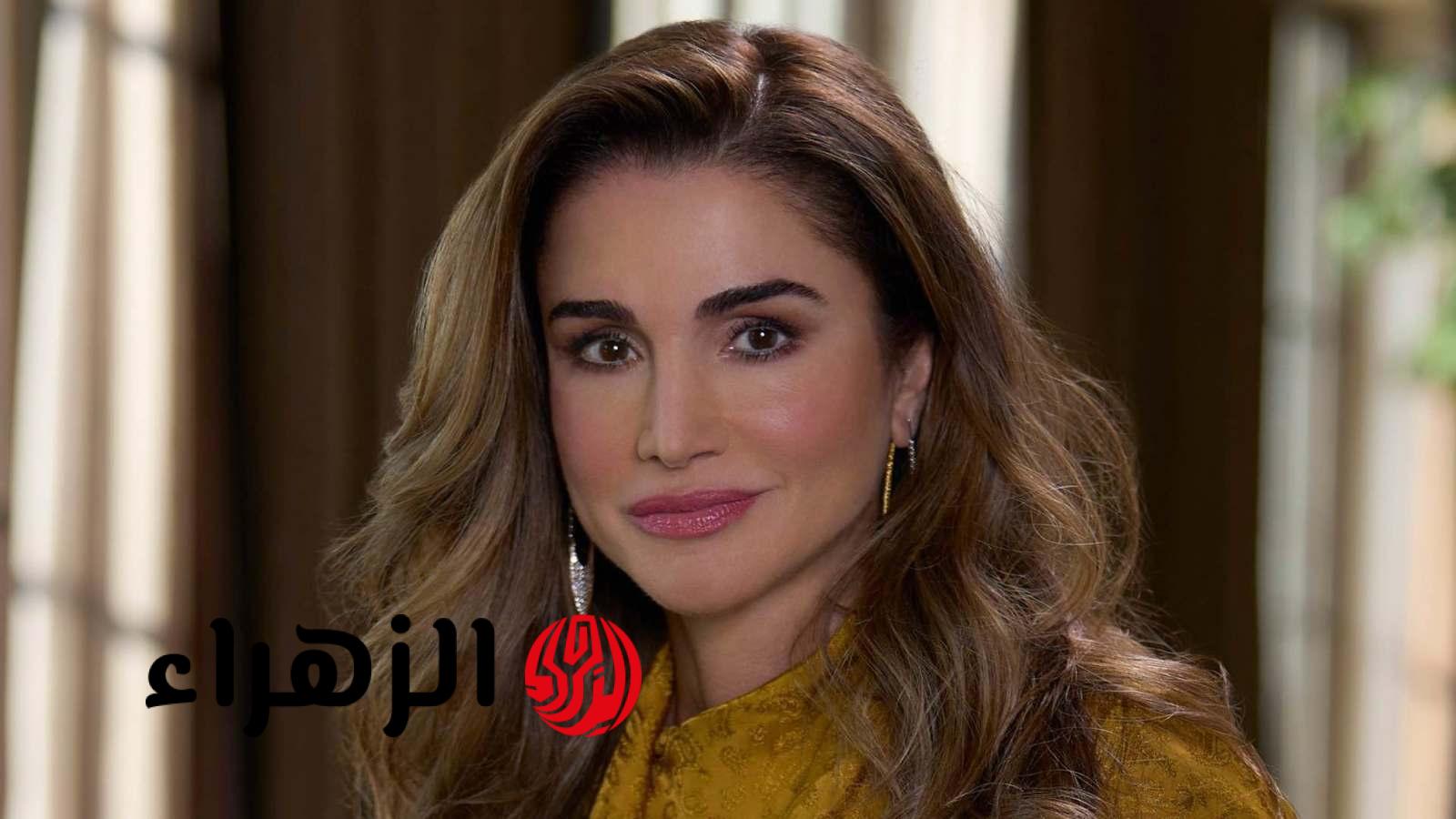 الملكة رانيا العبدالله تفاجئ المتابعين بإطلالتها.. توازن ذكي بين المربعات والدنيم