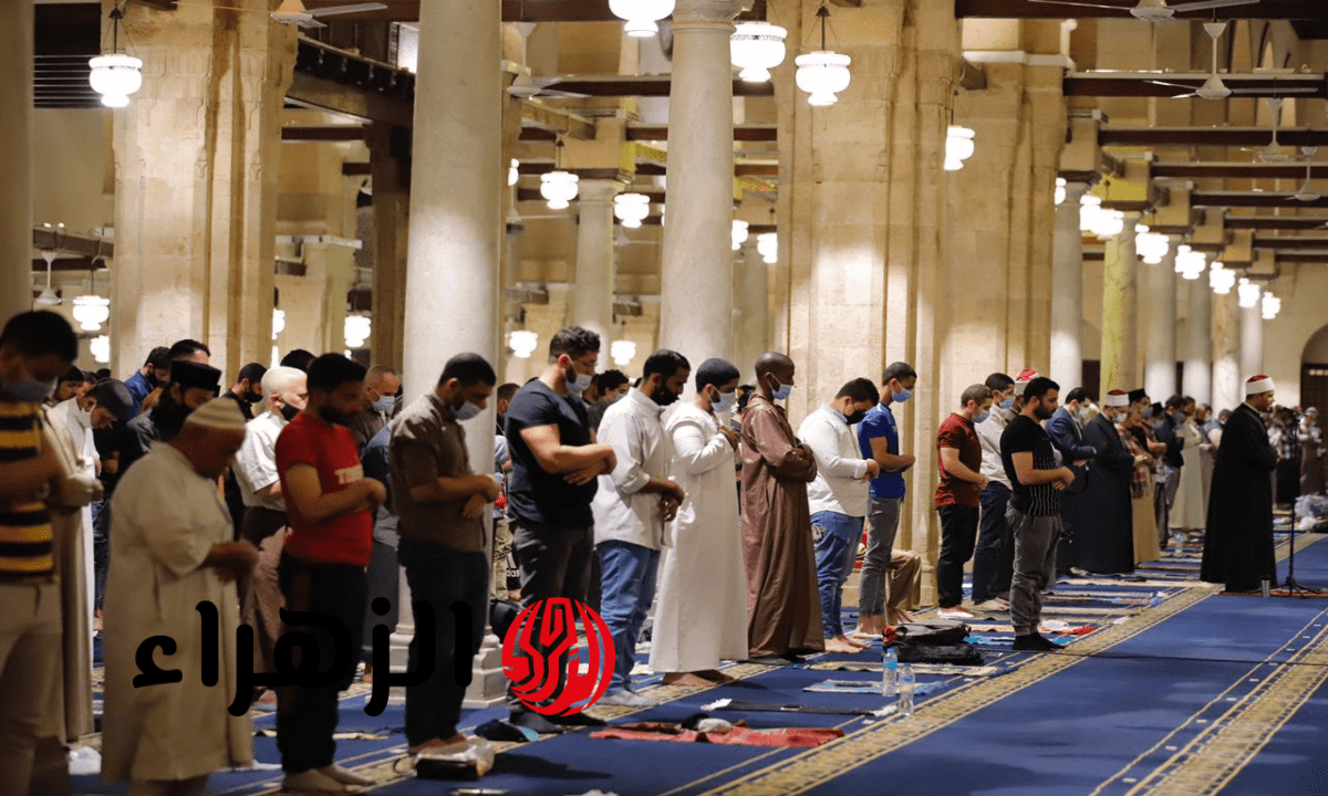 الافتاء توضح حكم ترك قراءة سورة بعد الفاتحة في الصلاة