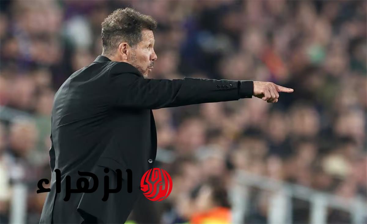 سيميوني يتوقع معاناة أتلتيكو مدريد إيابا ويدافع عن قرارات الحكم أمام برشلونة