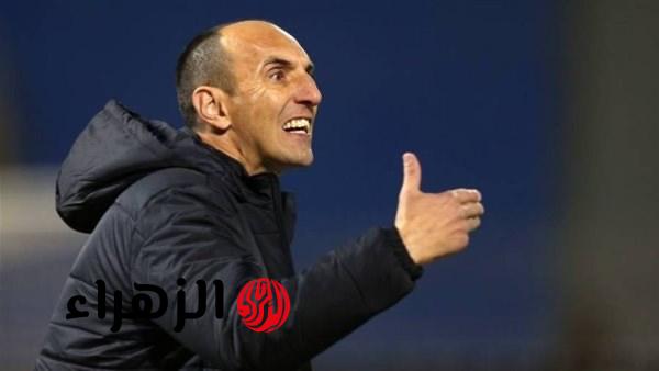 شوبير يكشف خطة بيراميدز للإطاحة بمدربه يورتشيتش حال خسارة الدوري المصري