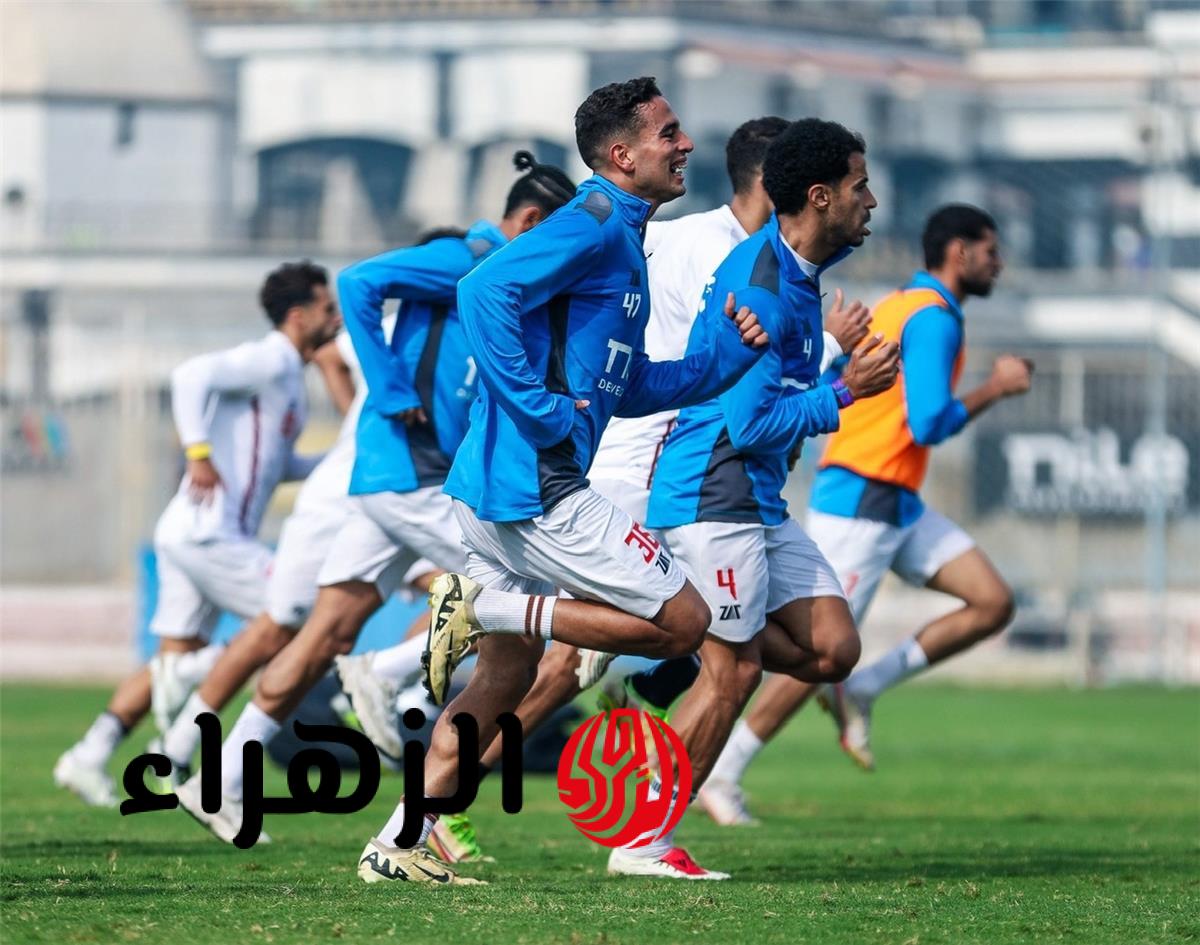 معتمد جمال يحاضر لاعبي الزمالك في الجزائر استعدادا لمواجهة شباب بلوزداد بالكونفدرالية