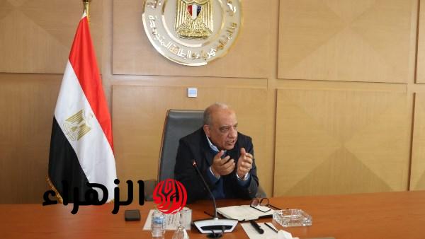 وزير الكهرباء يواصل متابعة إجراءات كفاءة الطاقة وترشيد الاستهلاك وخطط تأمين التغذية الكهربائية