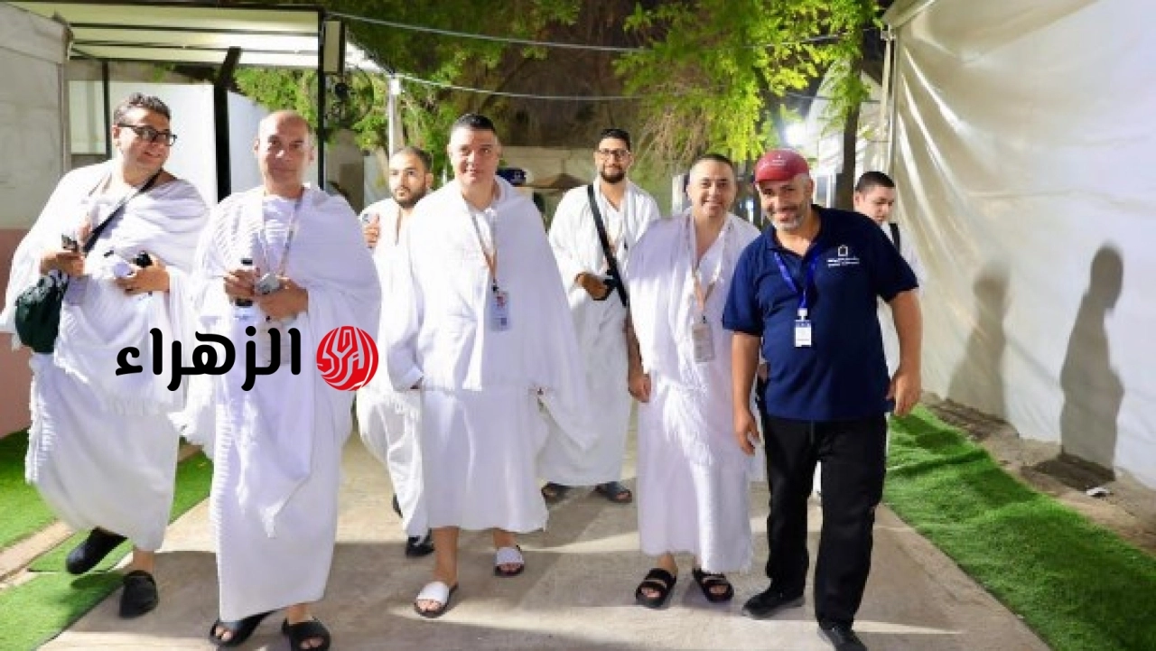 رئيس بعثة حج الجمعيات يتفقد مخيمات عرفات ويعلن توافر الخدمات للمواطنين
