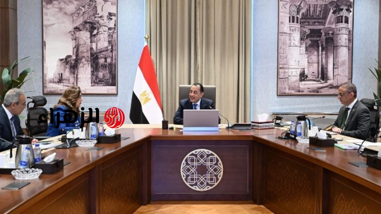 رئيس الوزراء يعلن استهداف 100 مليار دولار صادرات مصرية بحلول عام 2030